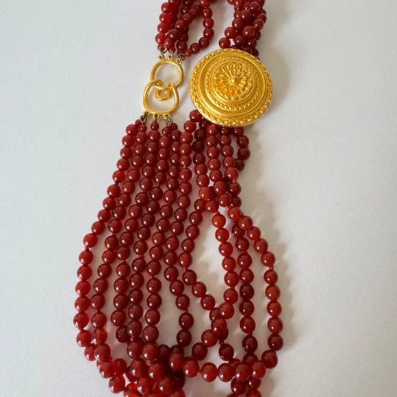 MMA The Met Multi Strand Red Bead Necklace Gold Medallion Statement - Picture 5 of 16